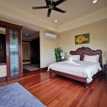 Casa Del Rio Residences Malacca Kültér fotó